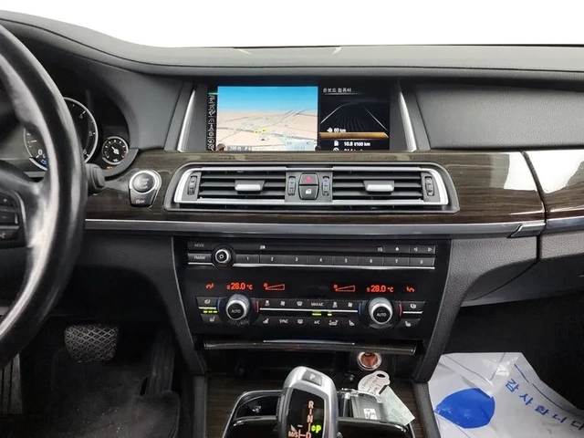 BMW 730 xDrive - автомобили, коли, обяви за нови и употребявани 13