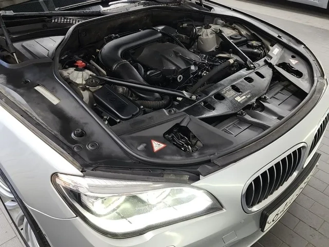 BMW 730 xDrive - автомобили, коли, обяви за нови и употребявани 5