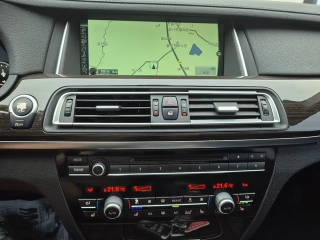 BMW 730 xDrive - автомобили, коли, обяви за нови и употребявани 11
