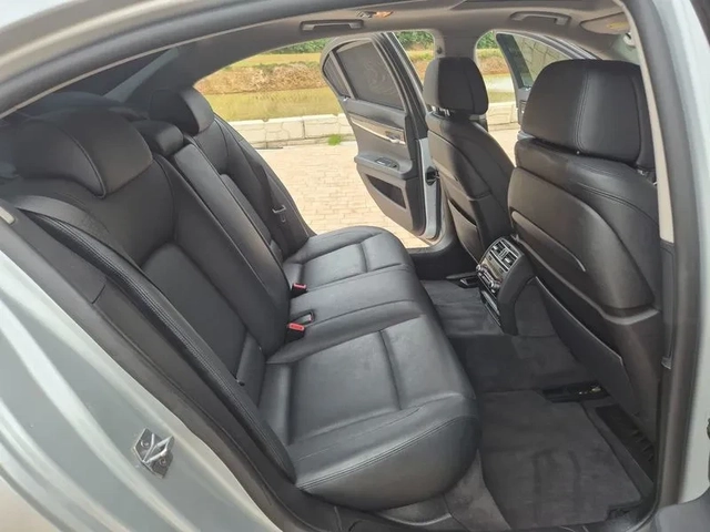 BMW 730 xDrive - автомобили, коли, обяви за нови и употребявани 15