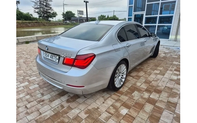 BMW 730 xDrive - автомобили, коли, обяви за нови и употребявани 3