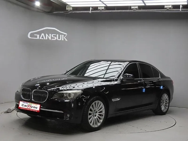 BMW 730 xDrive - автомобили, коли, обяви за нови и употребявани 0