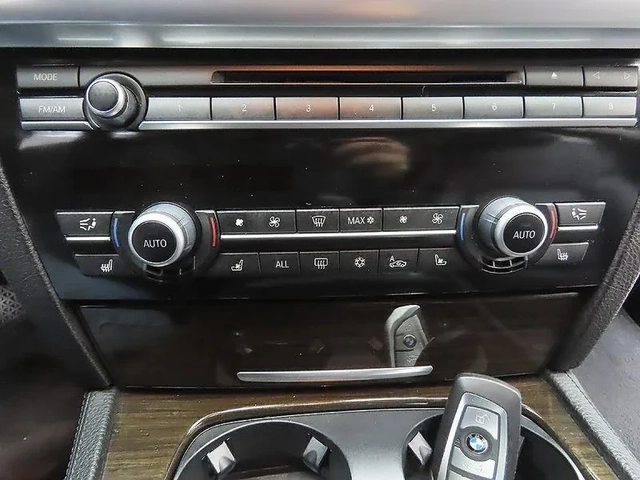 BMW 730 xDrive - автомобили, коли, обяви за нови и употребявани 14