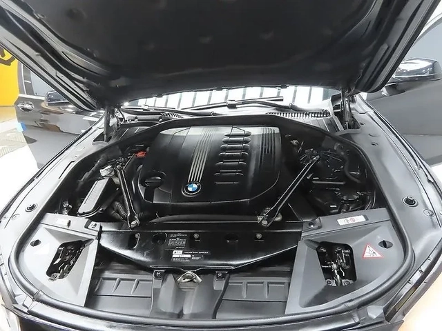 BMW 730 xDrive - автомобили, коли, обяви за нови и употребявани 5