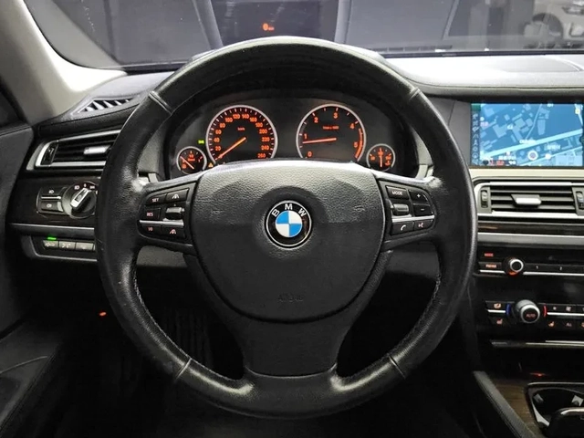 BMW 730 d - автомобили, коли, обяви за нови и употребявани 12