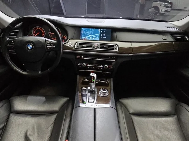 BMW 730 d - автомобили, коли, обяви за нови и употребявани 6