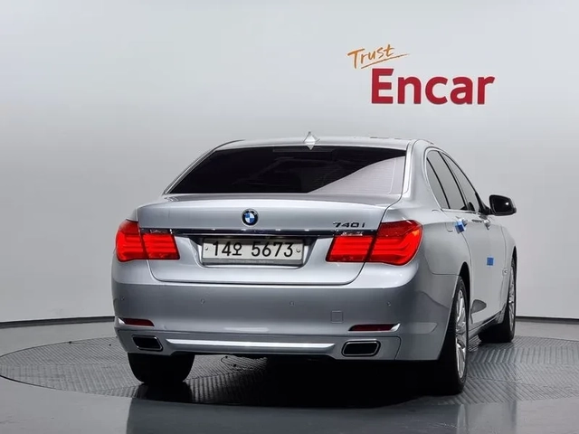 BMW 730 - автомобили, коли, обяви за нови и употребявани 3