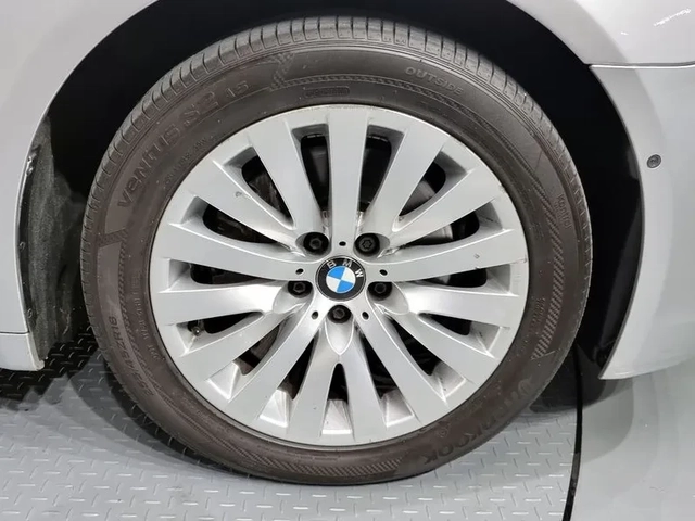 BMW 730 - автомобили, коли, обяви за нови и употребявани 4