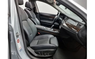 BMW 730 - автомобили, коли, обяви за нови и употребявани 9