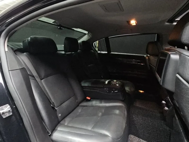 BMW 730 - автомобили, коли, обяви за нови и употребявани 12