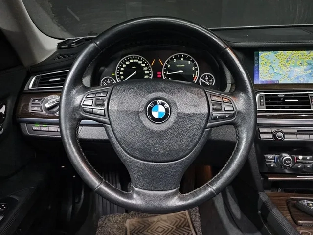 BMW 730 - автомобили, коли, обяви за нови и употребявани 13