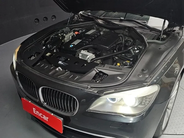 BMW 730 - автомобили, коли, обяви за нови и употребявани 5