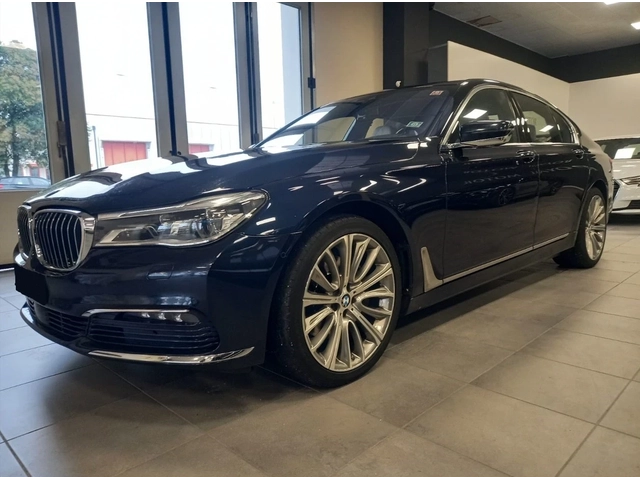 BMW 730 3.0 D / x-Drive - автомобили, коли, обяви за нови и употребявани 0