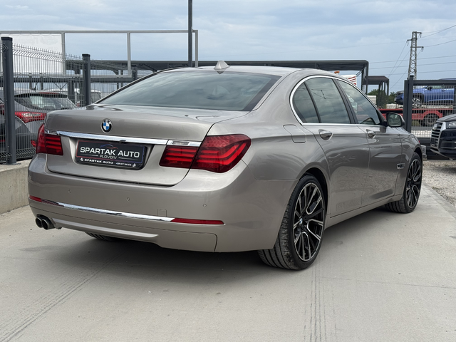 BMW 730 D* LONG* 2015г.* FACE* 202.000KM* СЕРВИЗНА ИСТОРИЯ - автомобили, коли, обяви за нови и употребявани 3