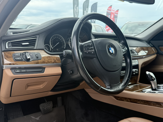 BMW 730 D* LONG* 2015г.* FACE* 202.000KM* СЕРВИЗНА ИСТОРИЯ - автомобили, коли, обяви за нови и употребявани 7