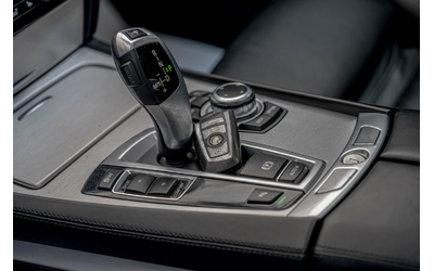 BMW 730 М Packet/Дистроник/Вакум/Камера/Обдухване/HuD/Пътни ленти - автомобили, коли, обяви за нови и употребявани 11