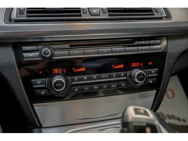 BMW 730 М Packet/Дистроник/Вакум/Камера/Обдухване/HuD/Пътни ленти - автомобили, коли, обяви за нови и употребявани 13