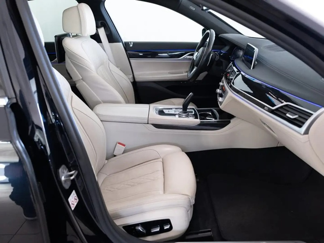 BMW 730d 730d xDrive M-Pack - автомобили, коли, обяви за нови и употребявани 5