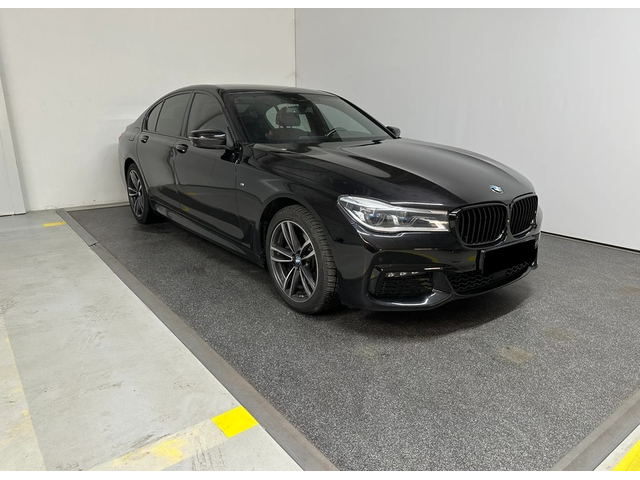 BMW 730d 730d xDrive M-Sport - автомобили, коли, обяви за нови и употребявани 0