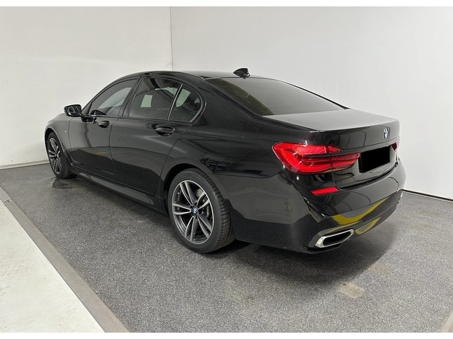 BMW 730d 730d xDrive M-Sport - автомобили, коли, обяви за нови и употребявани 1