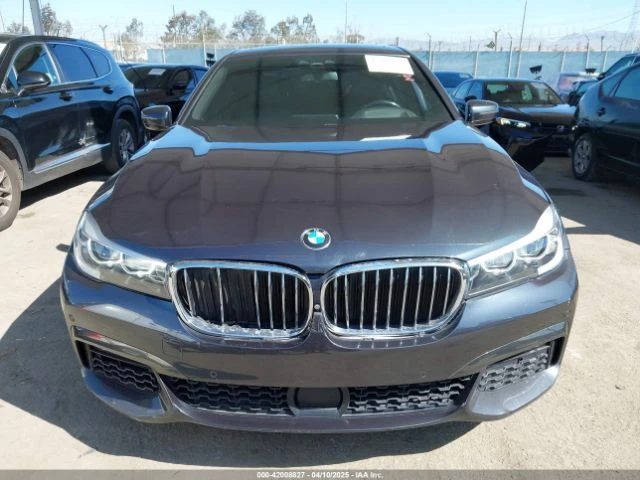 BMW 740 i M SPORT LINE Heads-Up Harman Kardon - автомобили, коли, обяви за нови и употребявани 0