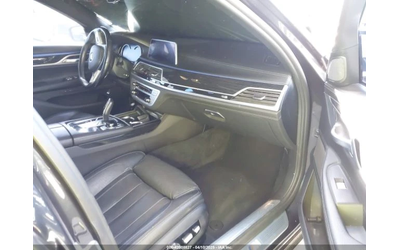 BMW 740 i M SPORT LINE Heads-Up Harman Kardon - автомобили, коли, обяви за нови и употребявани 9