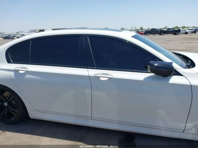 BMW 740 M PACK* HEAD UP* SOFT CLOSE* H/K* КЛИП НА МОТОР - автомобили, коли, обяви за нови и употребявани 13