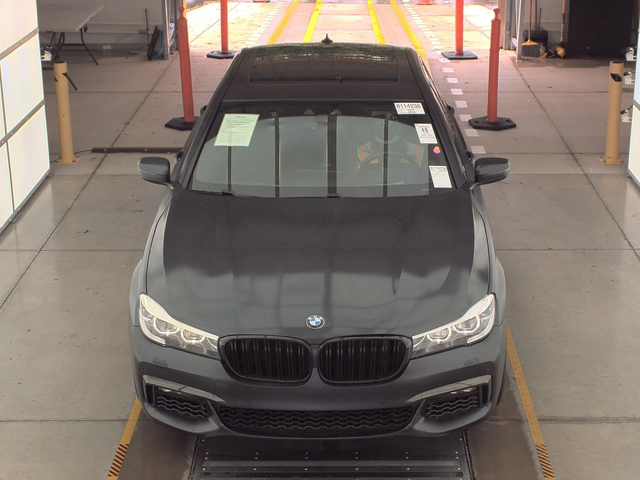 BMW 740 M-PACK* HEADUP* HARMAN* МАСАЖ* ОБДУХ* ПАНОРАМА* KE - автомобили, коли, обяви за нови и употребявани 1