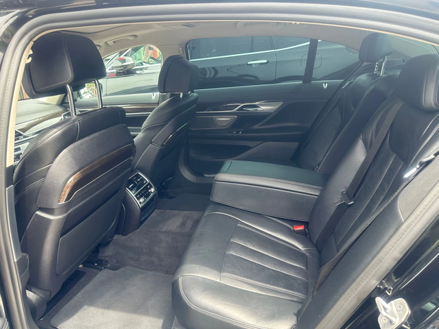 BMW 740 2020* HARMAN* 360* AUTOPARK* KEYLESS* LANE ASSIST* - автомобили, коли, обяви за нови и употребявани 14