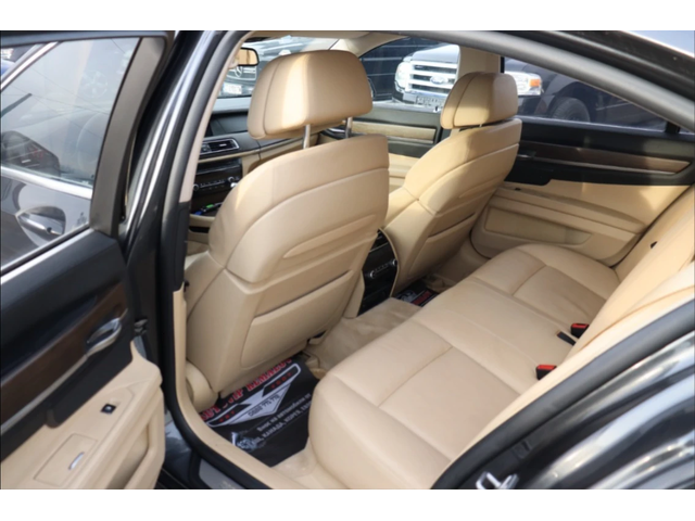 BMW 740 4.0 D/BT TOP! - автомобили, коли, обяви за нови и употребявани 10