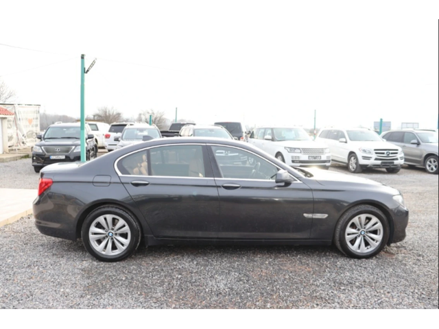 BMW 740 4.0 D/BT TOP! - автомобили, коли, обяви за нови и употребявани 2