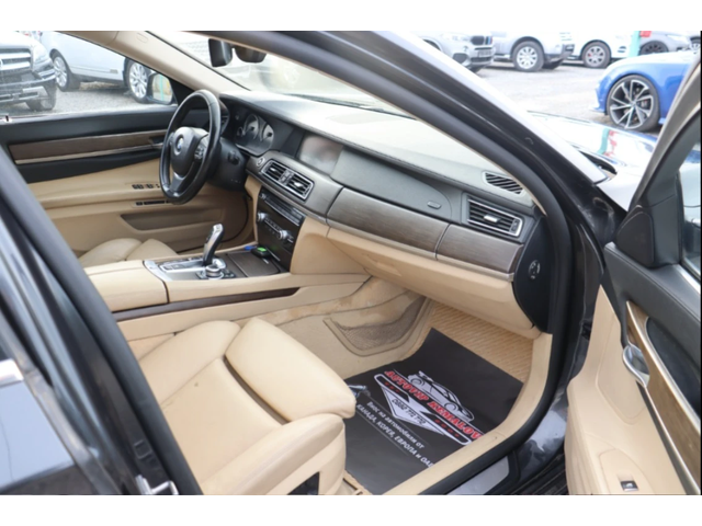 BMW 740 4.0 D/BT TOP! - автомобили, коли, обяви за нови и употребявани 9