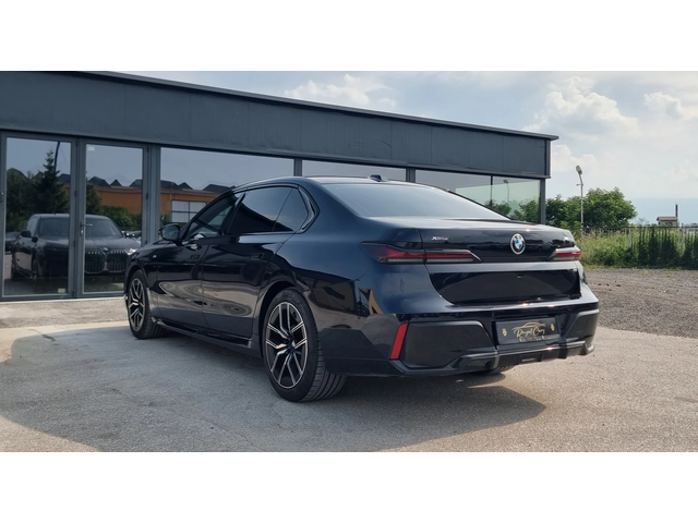 BMW 740 * INDIVIDUAL* Xdrive* Mpack* Head up* Distr* B&W* - автомобили, коли, обяви за нови и употребявани 5