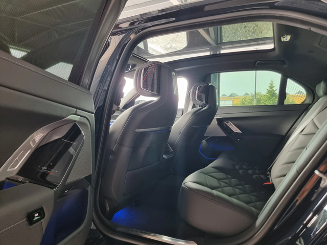 BMW 740 * INDIVIDUAL* Xdrive* Mpack* Head up* Distr* B&W* - автомобили, коли, обяви за нови и употребявани 8