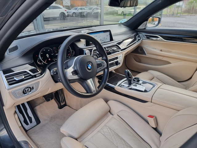 BMW 740 Xdrive* INDIVIDUAL* Bowers and Walkins* Mpack* Kam - автомобили, коли, обяви за нови и употребявани 6