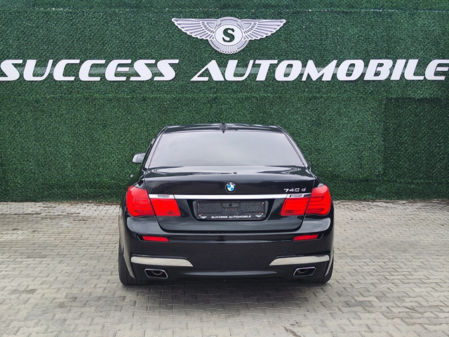 BMW 740 MPAK* PODGREV* OBDUH* CAMERA* LIZING - автомобили, коли, обяви за нови и употребявани 3