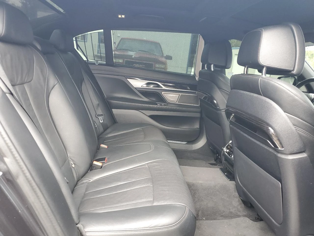 BMW 740 Li* M-PACK* HARMAN* 360* ОБДУХВАНЕ* АВТО КРЕДИТ - автомобили, коли, обяви за нови и употребявани 9