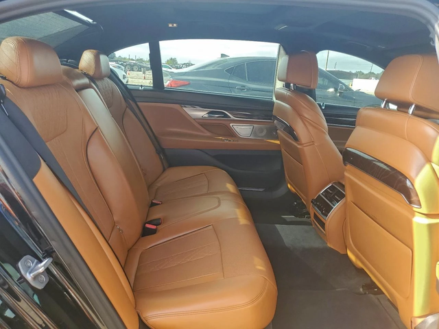 BMW 740 XDRIVE* MPACK* DISTRONIC* 360* B&W* ОРАНЖ* - автомобили, коли, обяви за нови и употребявани 9