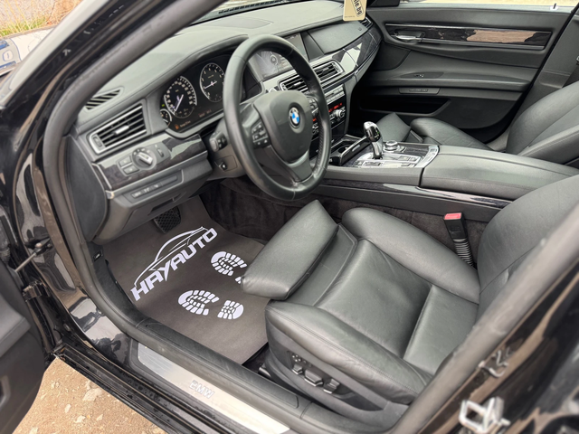 BMW 740 I= M-pack= Distronic= Head Up Display= Keyless Go= - автомобили, коли, обяви за нови и употребявани 8