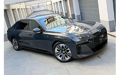 BMW 740 BMW 740 B&W* TV* LASER* SKY* CHAUFFEUR* FULL MAXX - автомобили, коли, обяви за нови и употребявани 11