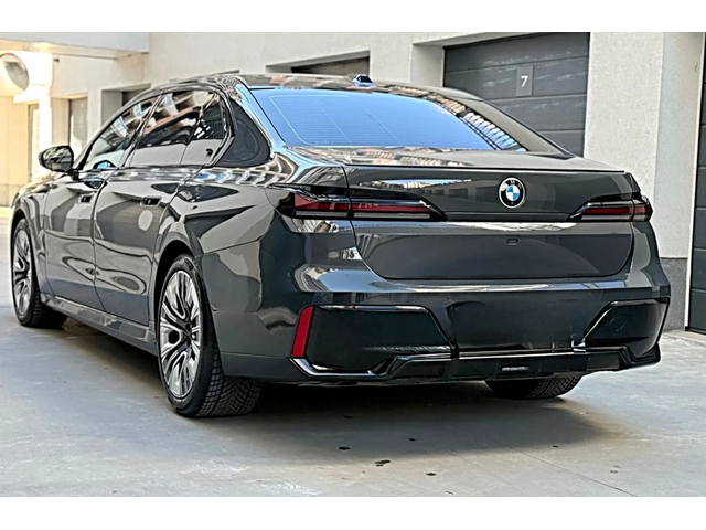 BMW 740 BMW 740 B&W* TV* LASER* SKY* CHAUFFEUR* FULL MAXX - автомобили, коли, обяви за нови и употребявани 5