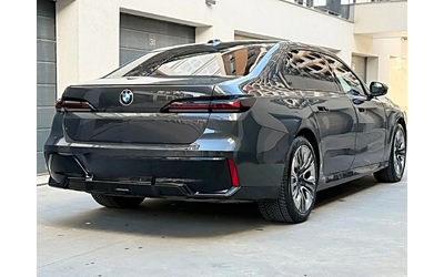 BMW 740 BMW 740 B&W* TV* LASER* SKY* CHAUFFEUR* FULL MAXX - автомобили, коли, обяви за нови и употребявани 6