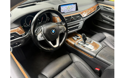 BMW 740 ОЧАКВАН ВНОС BMW 740d M Sport* LASER* 360* H - автомобили, коли, обяви за нови и употребявани 7