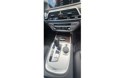 BMW 740 LONG X DRIVE - автомобили, коли, обяви за нови и употребявани 13