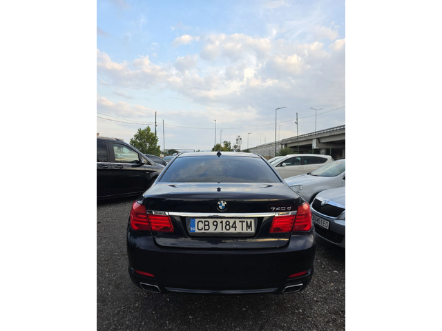 BMW 740 - автомобили, коли, обяви за нови и употребявани 6