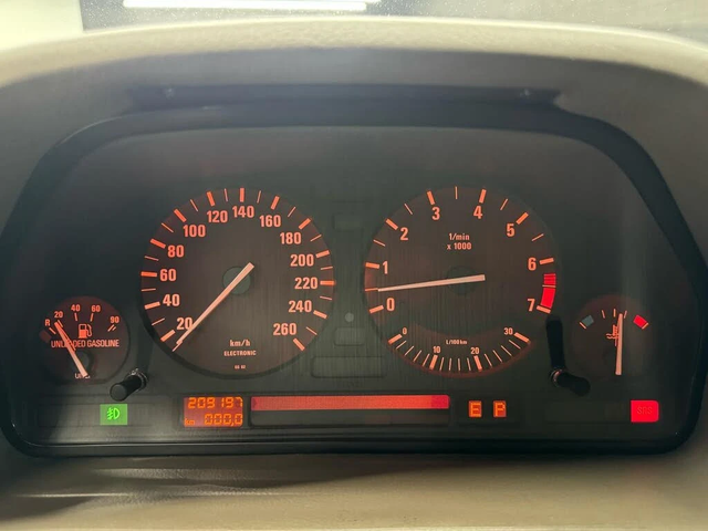 BMW 740 1994 BMW 7 Series 740iL RWD - автомобили, коли, обяви за нови и употребявани 10