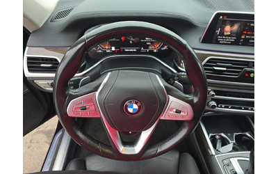 BMW 740 i - автомобили, коли, обяви за нови и употребявани 9