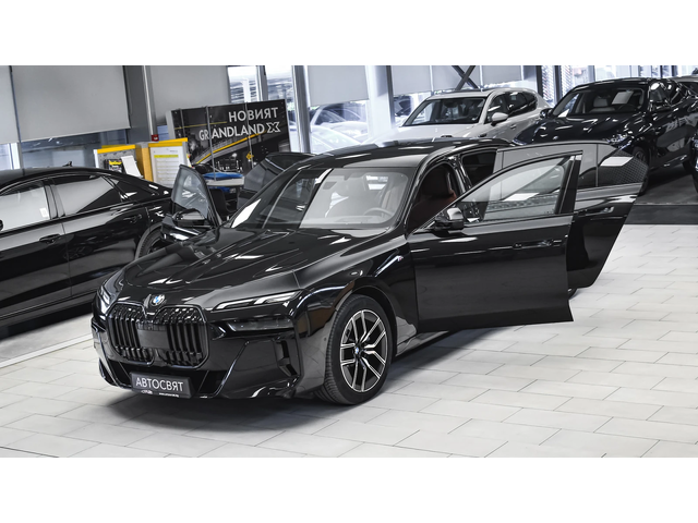 BMW 740 d xDrive M Sport Mild Hybrid Sportautomatic - автомобили, коли, обяви за нови и употребявани 0