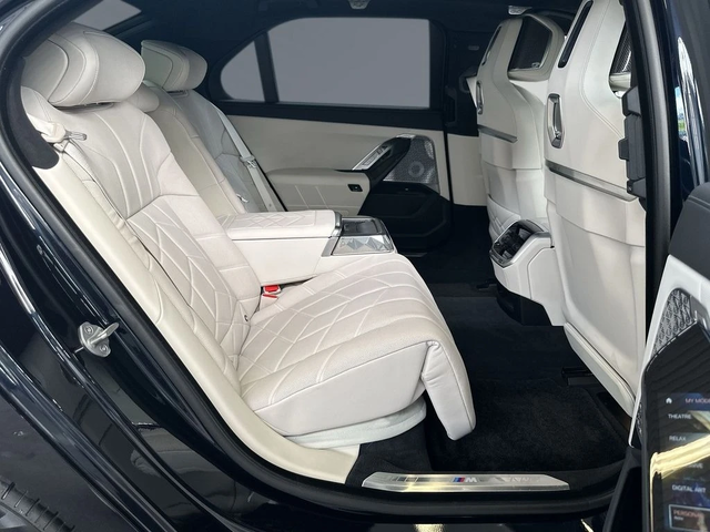 BMW 740 740d Theatre Screen - автомобили, коли, обяви за нови и употребявани 6