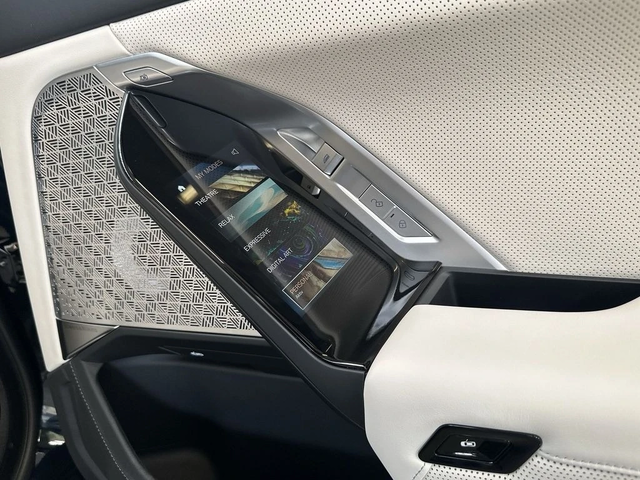 BMW 740 740d Theatre Screen - автомобили, коли, обяви за нови и употребявани 8